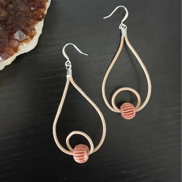 2/$29 Handmade Tan Leather Teardrop Double Hoop Earring Coral Carved Wood Bead - Picture 1 of 3